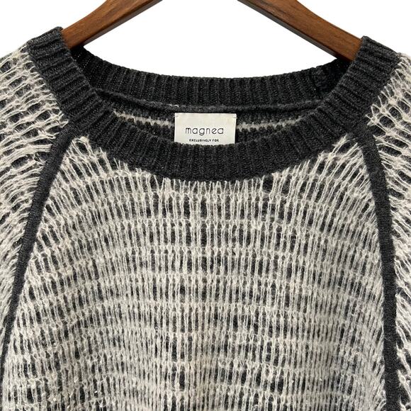 Magnea for Club Monaco Cashmere Thick Knit Sweater Off White Gray Size Medium - Picture 4 of 10